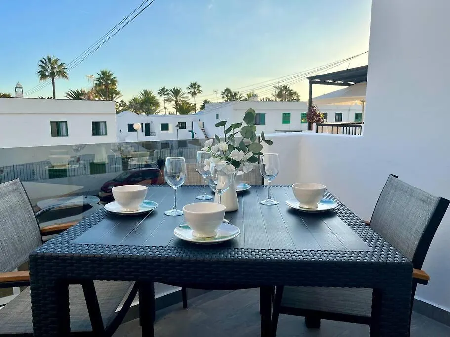 Casa Ocean Bliss - 2 Bedroom Apt On Rociega 35 Complex - Perfect Location Near Casino And Beach Puerto del Carmen  Apartment